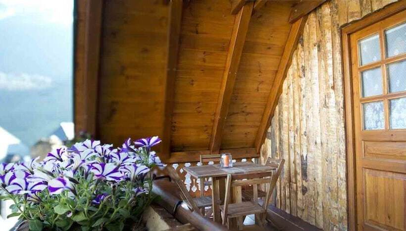 פנסיון Casa Helipa