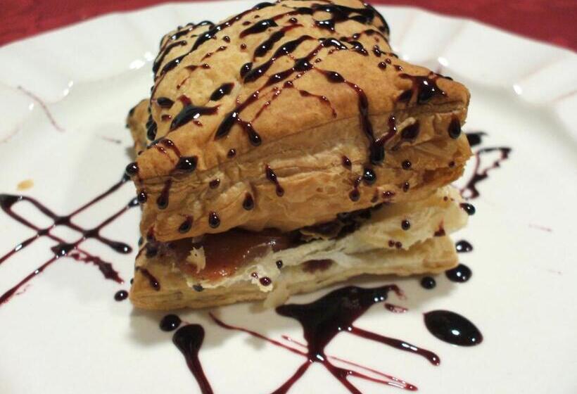 膳宿费 Hostal Catalina De Austria