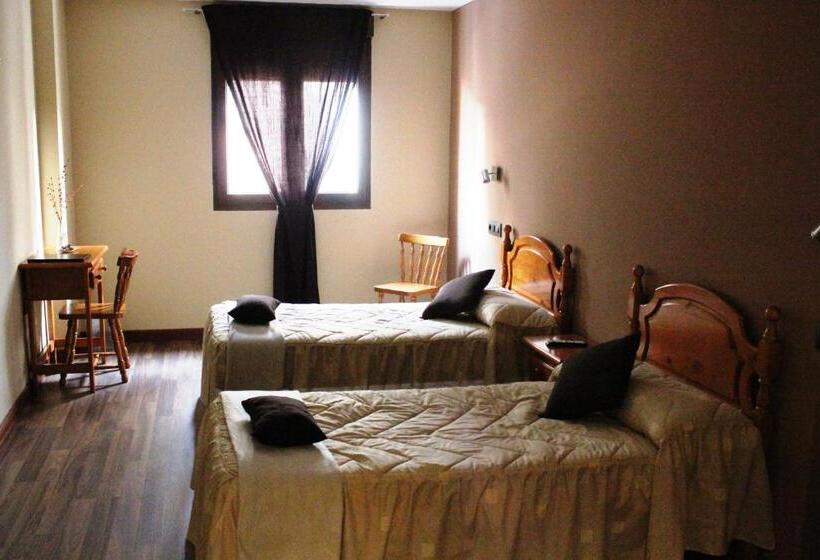 پانسیون Hostal Extremeño