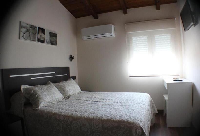 پانسیون Hostal Extremeño