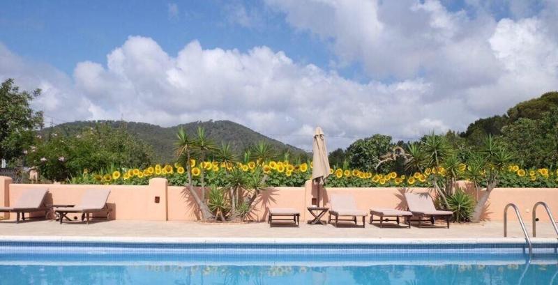 펜션 Hostal Restaurante Pou Des Lleó