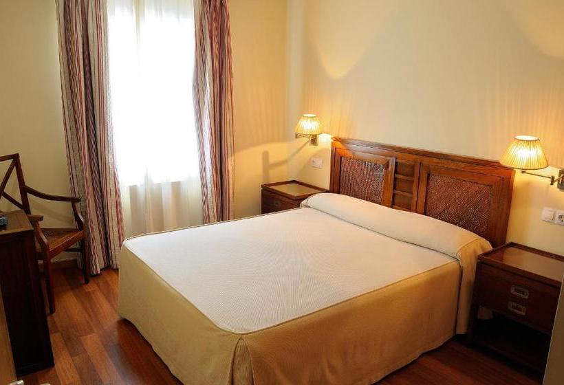 پانسیون Aparthotel O Novo Cabalo Furado