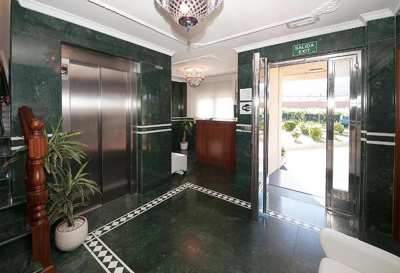 Pensión Residencia A Cruzán