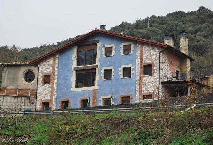 پانسیون Anahuaska Art   Suites Temáticas