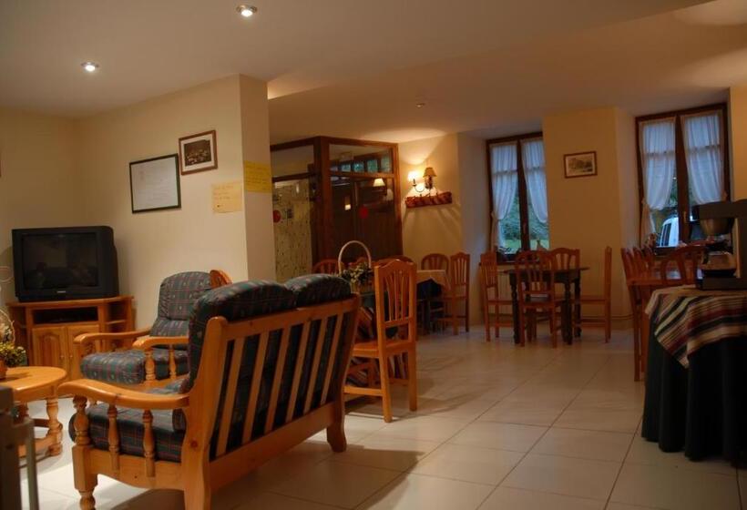 بنسيون Casa Es Neres