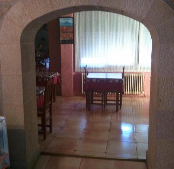 Пансион Hostal Can Barrina