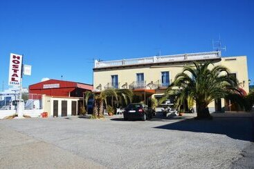 پانسیون Hostal La Dehesa Del Valle Pedroches