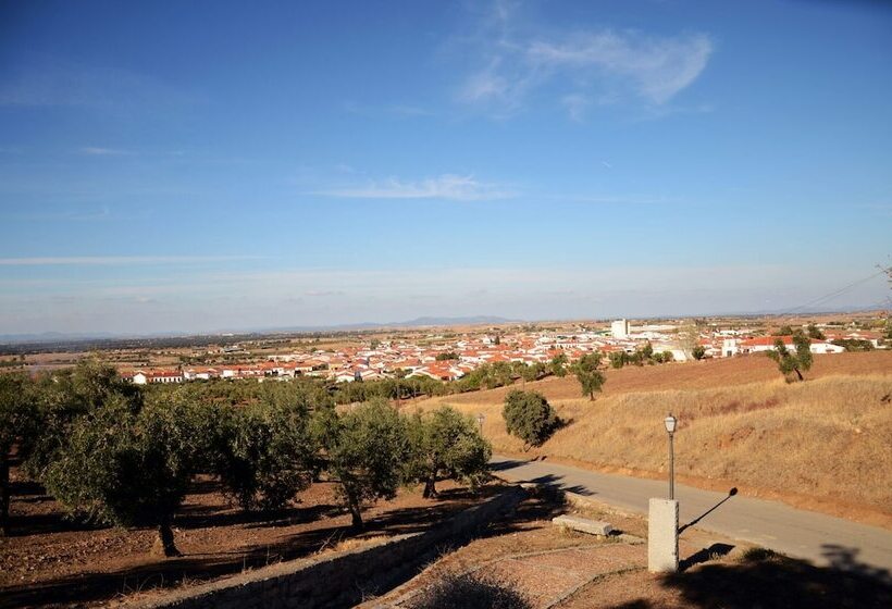 بنسيون Hostal La Dehesa Del Valle Pedroches