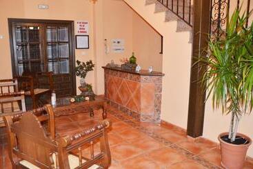 پانسیون Hostal La Dehesa Del Valle Pedroches