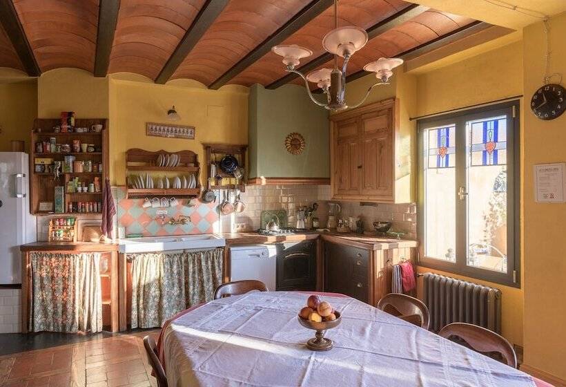 پانسیون La Flamenca Inn