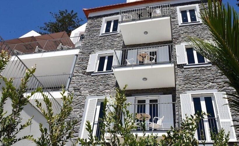 پانسیون Ourmadeira   Babosas Village, Gardénias And Greenspaces