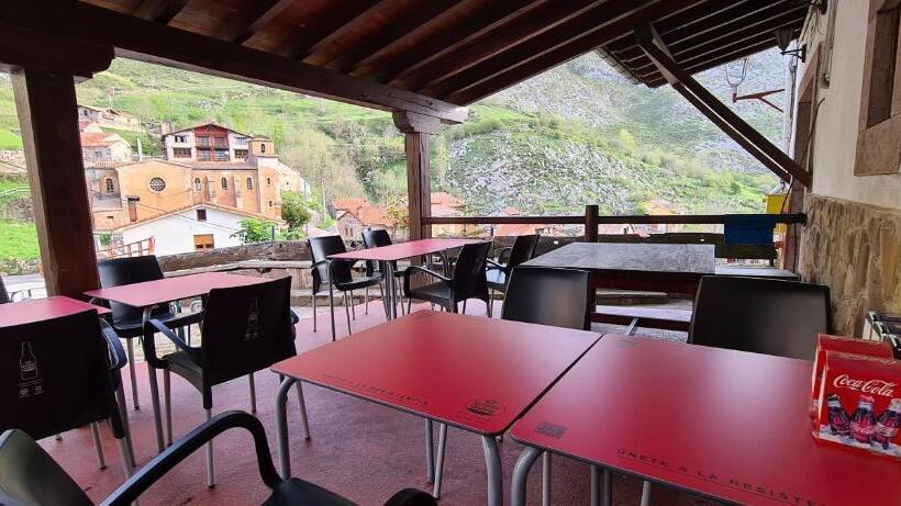 펜션 Taberna De Tresviso