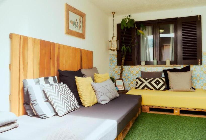 پانسیون Balili Surf House
