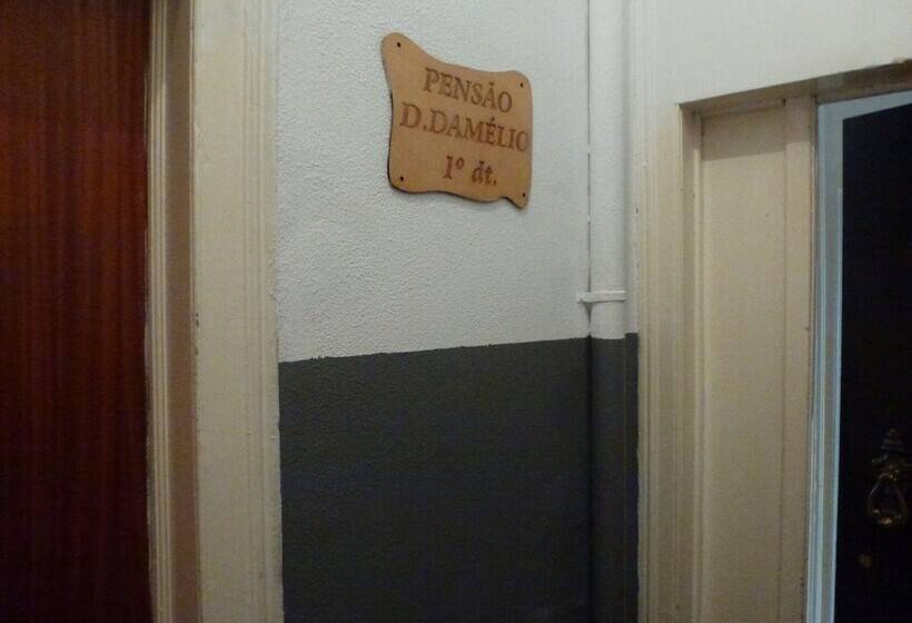 پانسیون Hospedaria D. Damélio