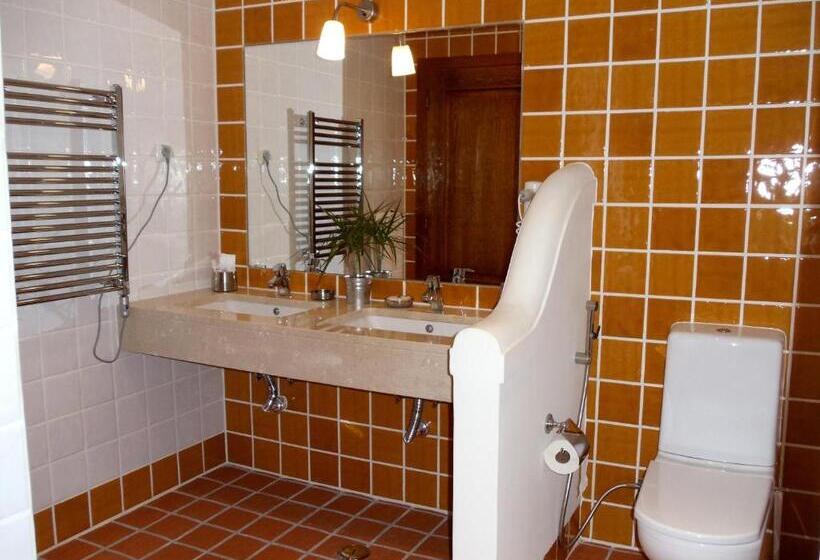 旅馆 Casa Do Largo   Golegã   Turismo De Habitação