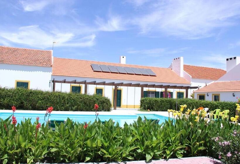 Отель Horta Da Vila