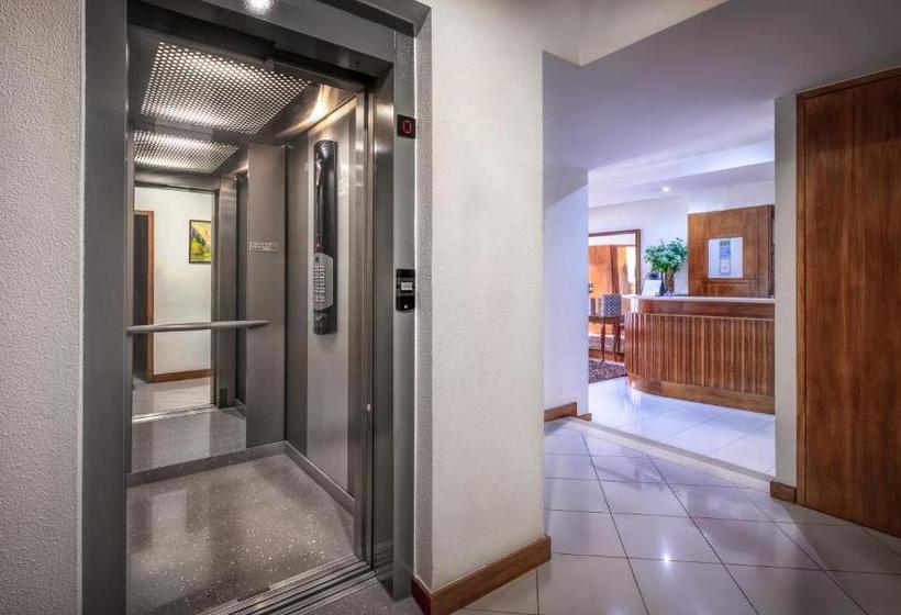 پانسیون Residencial Clássico