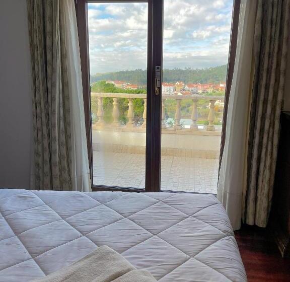 پانسیون Jantesta Guest House