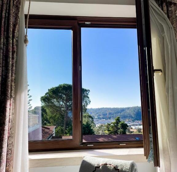 پانسیون Jantesta Guest House