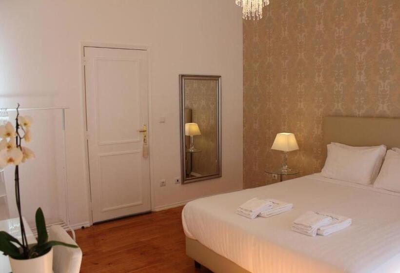 پانسیون The Sky Lofts Lisbon Guesthouse