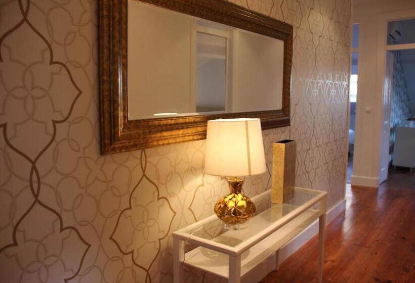 پانسیون The Sky Lofts Lisbon Guesthouse