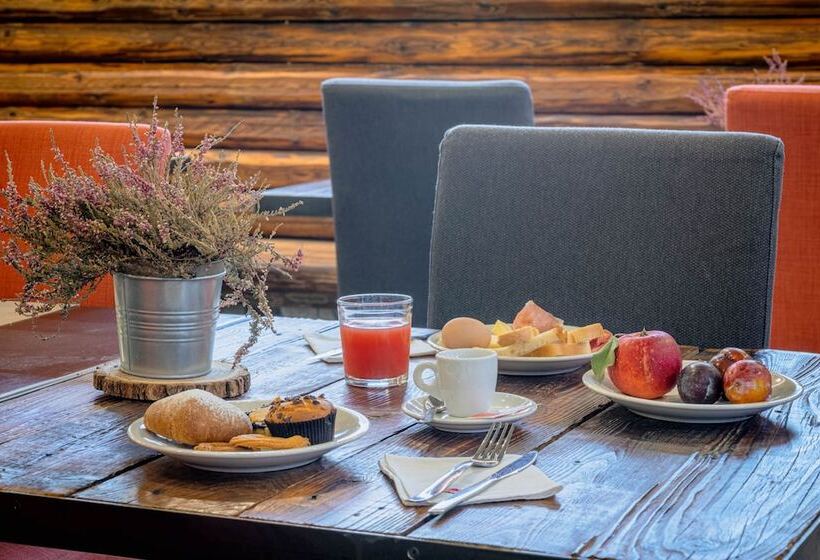 فندق Arbule Agriturismo & Spa Valtellina