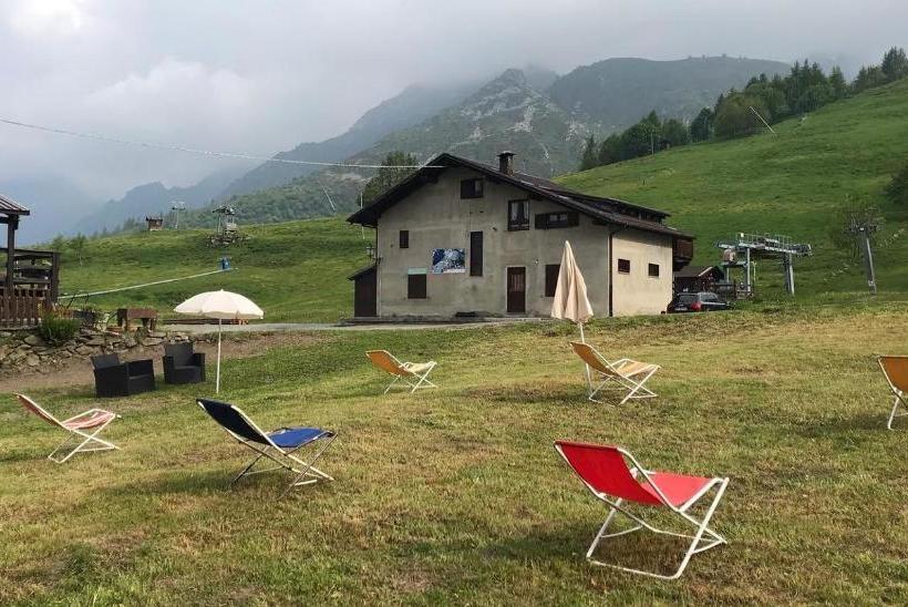 פנסיון Nei Et Soleil