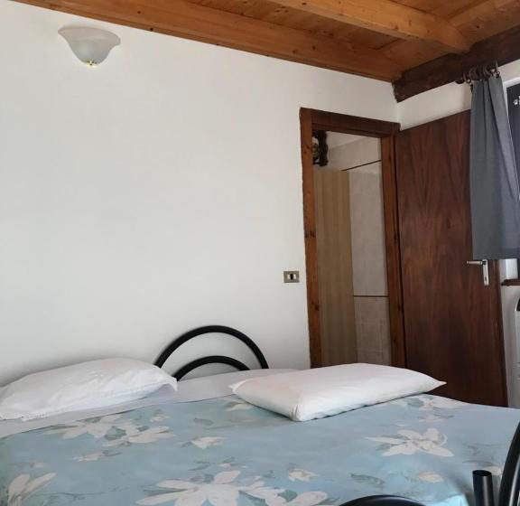 פנסיון Nei Et Soleil