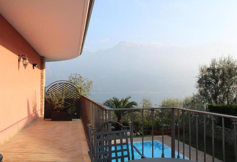 پانسیون Villa Elite Resort