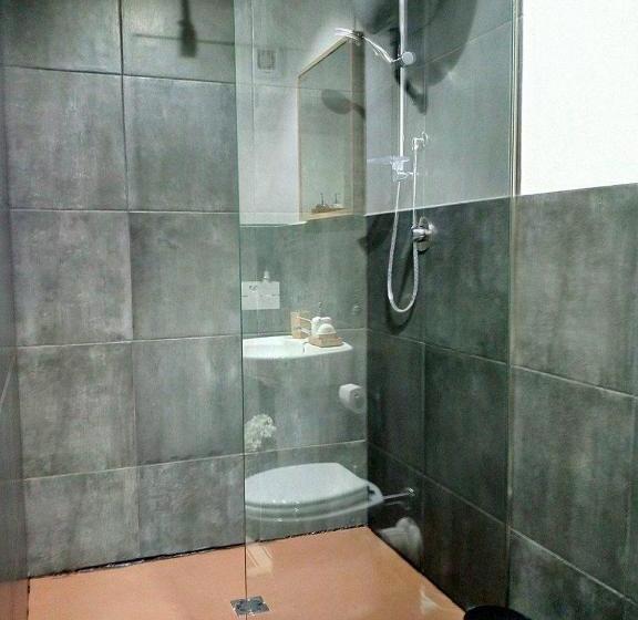 پانسیون L Afs