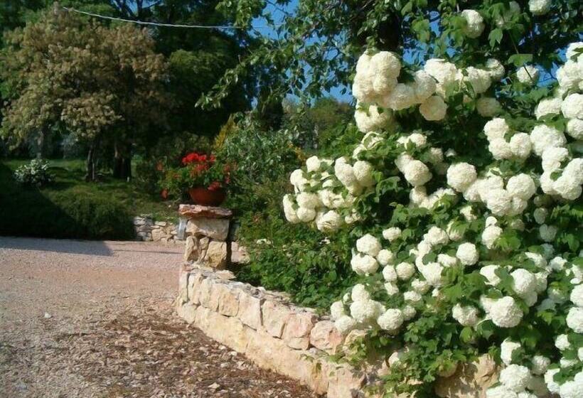 هتل Agriturismo La Perlara Adults Only