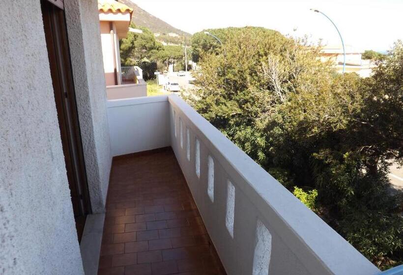 펜션 Cala Gonone Cozy House Sea View