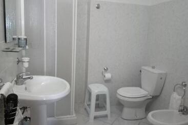 پانسیون Villa Laura Apartment