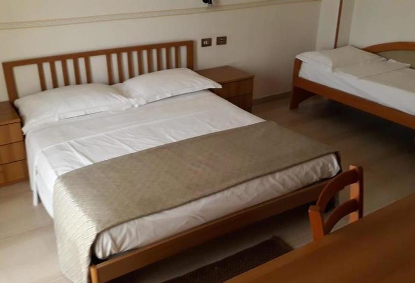 هاستل Locanda Ermes