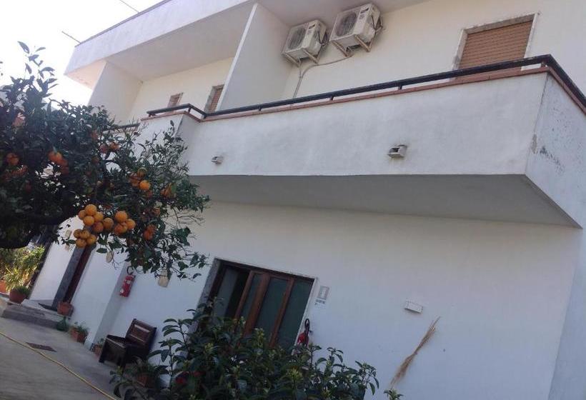 هاستل Locanda Ermes