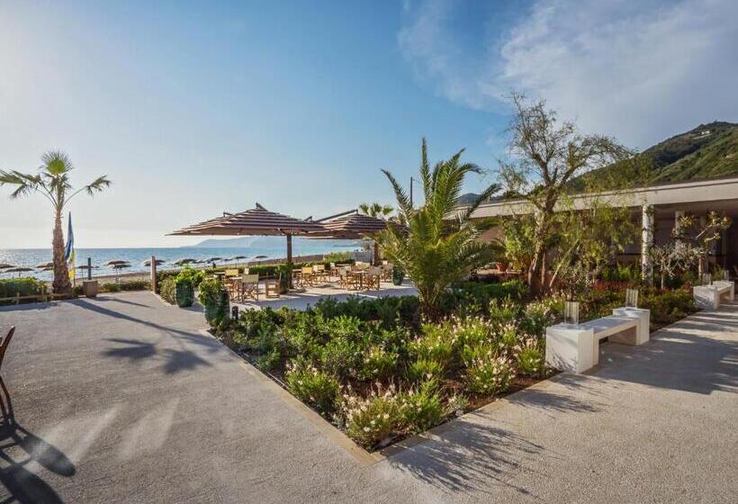 Ancora Resort