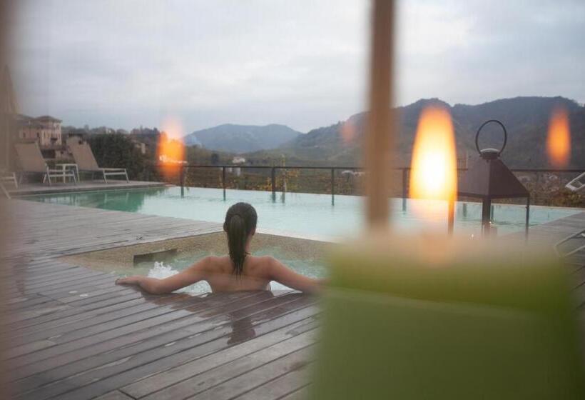 هتل Agriturismo Due Carpini