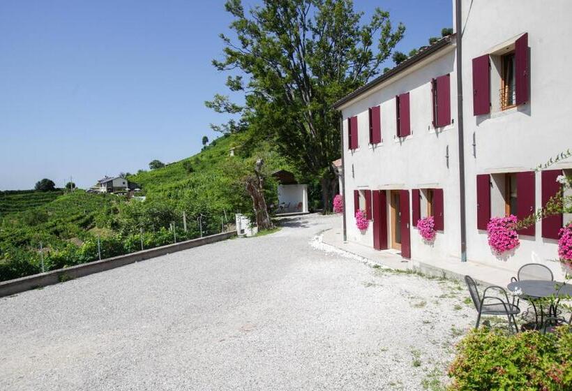 هتل Agriturismo Due Carpini