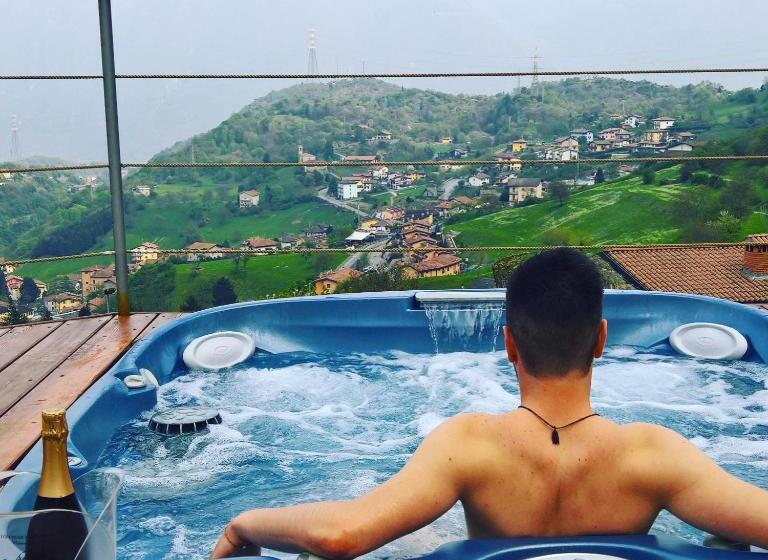 فندق Agriturismo Serec