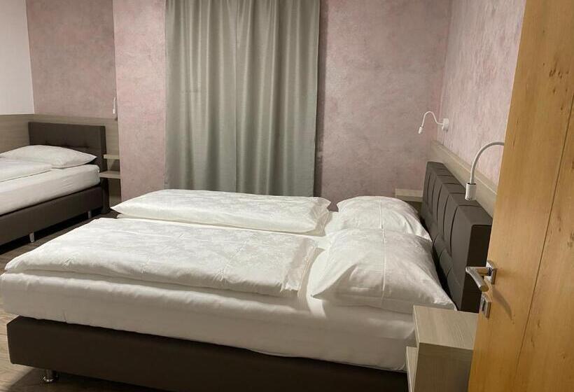 پانسیون Garni San Paolo