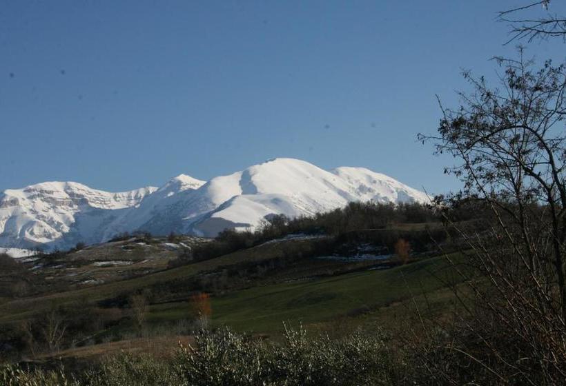 بنسيون Locanda Della Corte