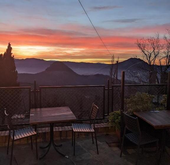 بنسيون Osteria Belvedere