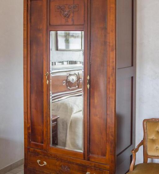 بنسيون Ristorante Buasca