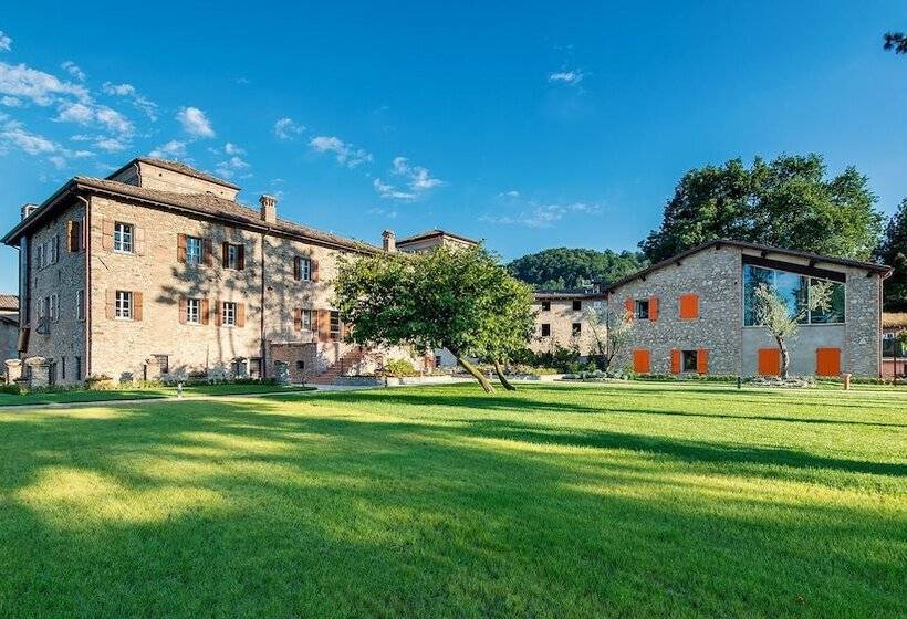 הוסטל Borgo Cadonega