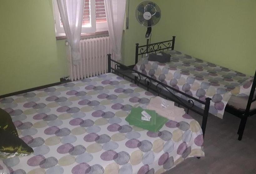 هاستل Locanda La Tana Del Luppolo