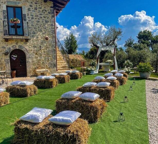 هتل Agriturismo Le Faeta