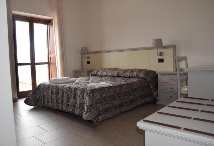 هتل Agriturismo Terra Verde