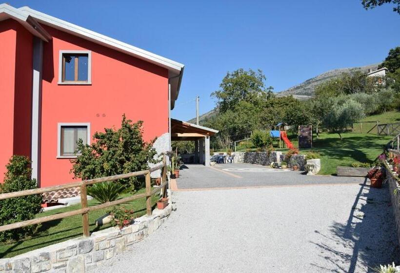 هتل Agriturismo Terra Verde