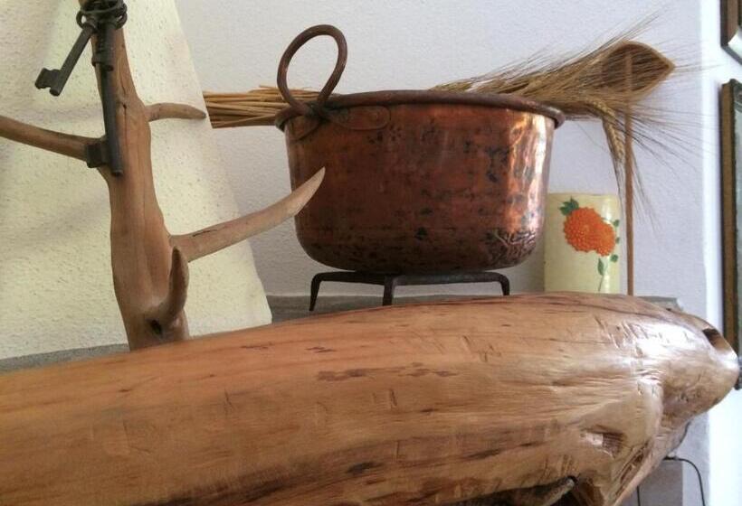Отель Agriturismo Campesi Casale Tra Le Vigne
