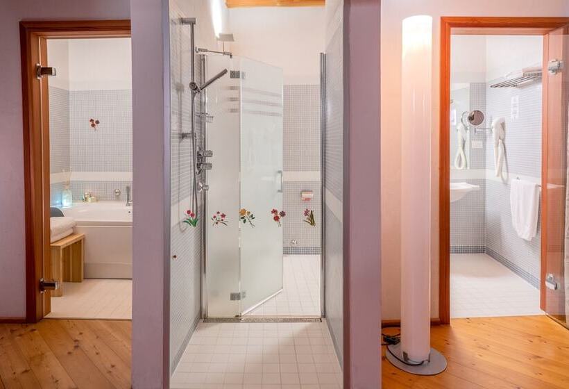 בית מלון כפרי Albergo Palazzo Lodron Bertelli